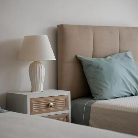 Serenity - Between Golf And The Sea פוז דו ארליו